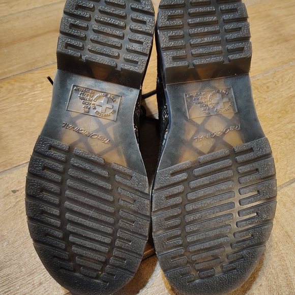 Dr. Martens Monarch Butterfly 1460 Boots US 6 - Picture 3 of 4